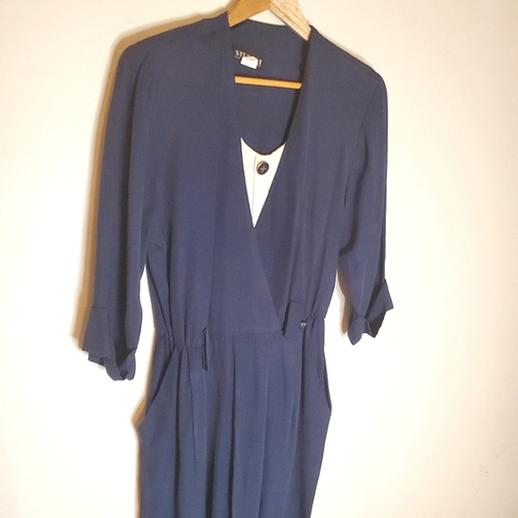 One-Piece Boxy Navy 80s Business Pantsuit with Removable Dickie - Picture 3 of 15